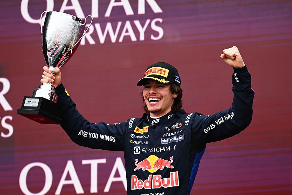 България оцени Никола Цонов с премия