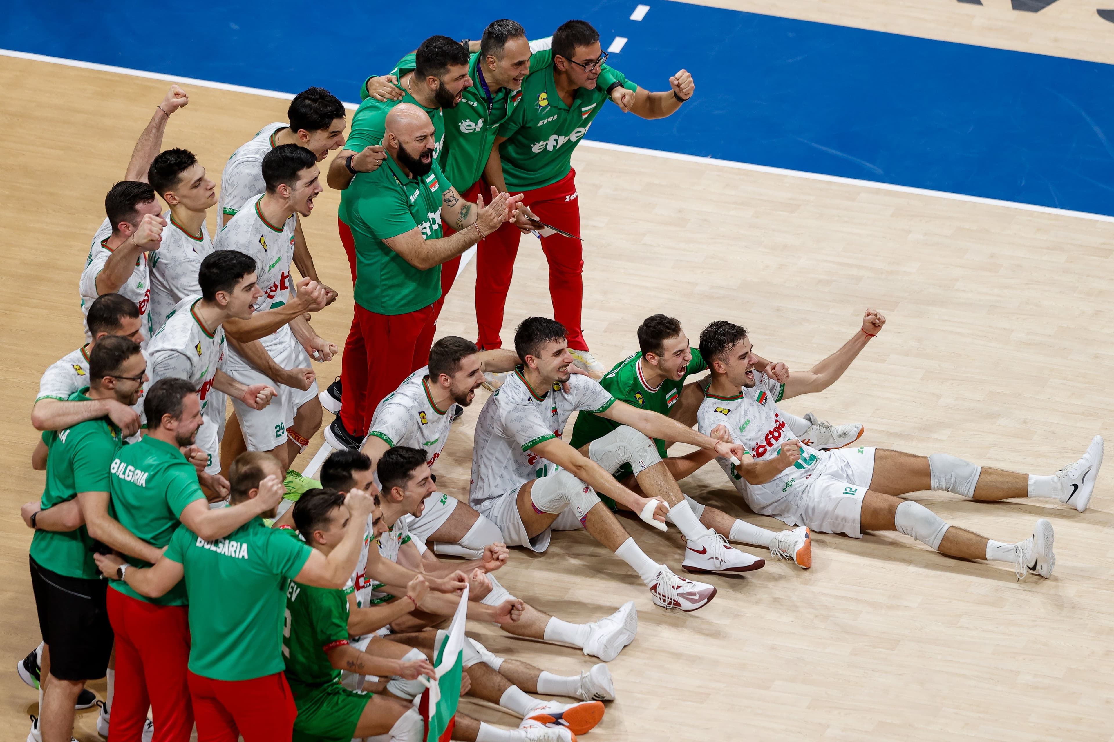 България ще играе срещу Полша пред 10 000 българи