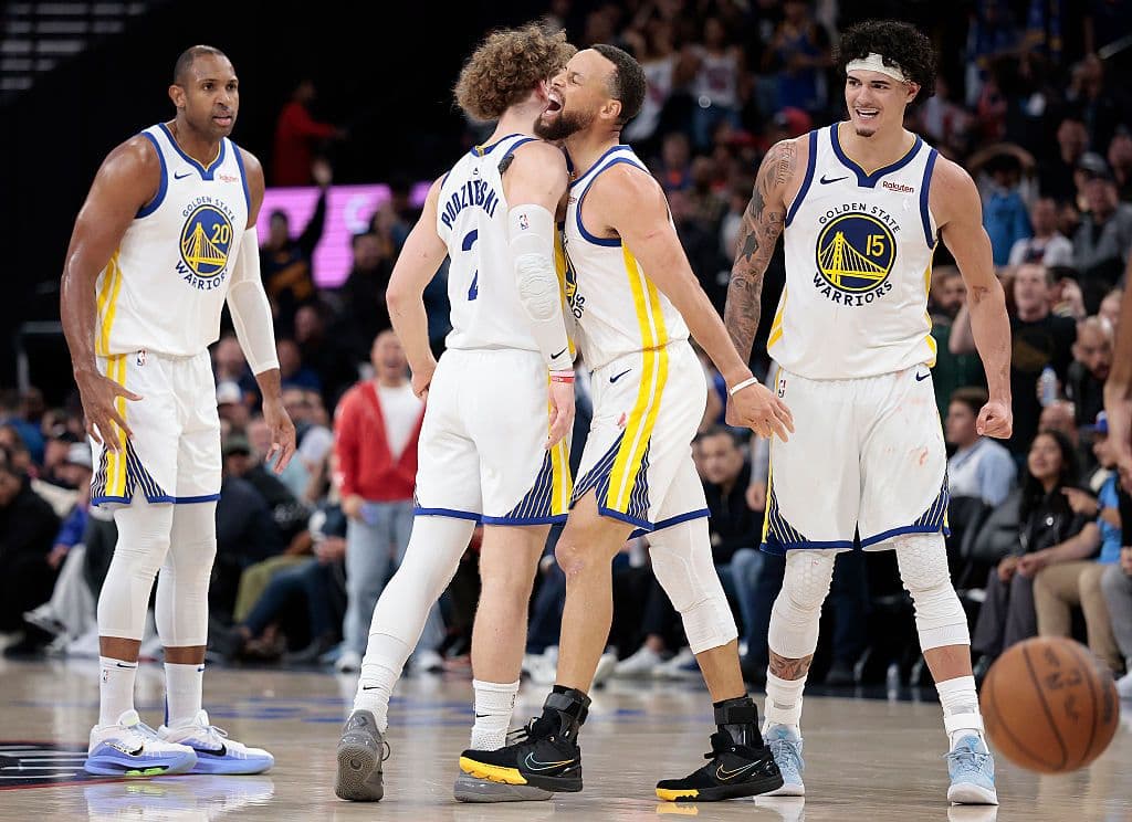 Голдън Стейт продължават борбата за 8-то място в плейофите