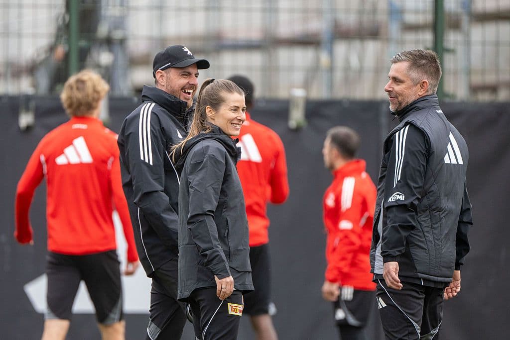 жена пое отбор от Бундеслигата