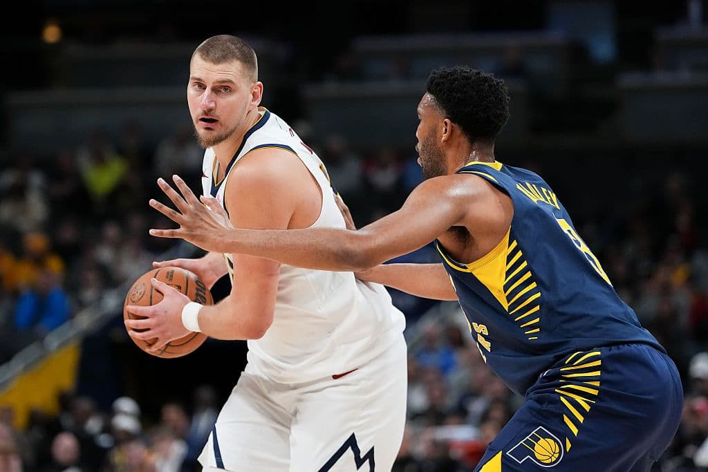 Денвър и Индиана ще играят в Мексико