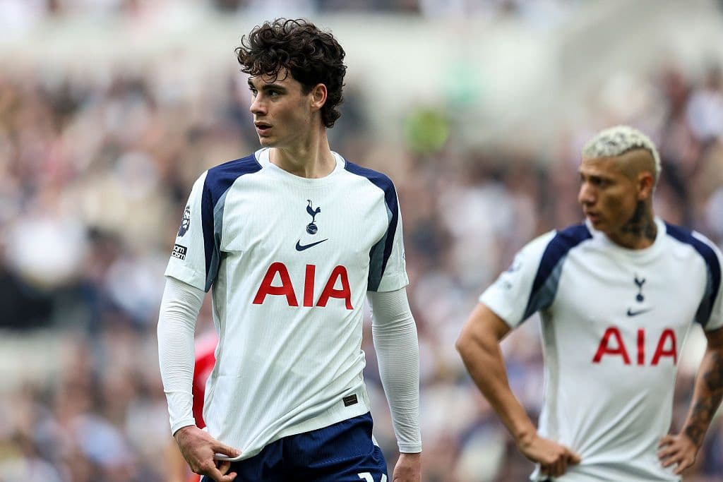 Ливърпул и Байерн следят звезда на Тотнъм