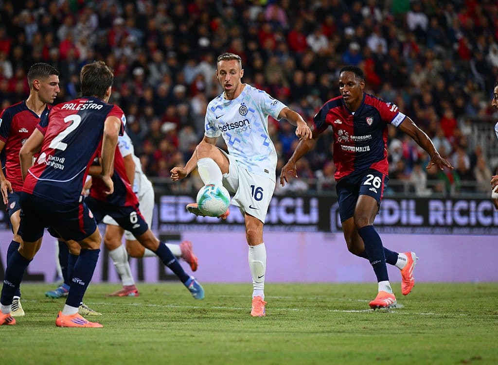 Футболна вечер с напрежение: ключови мачове в Европа и България