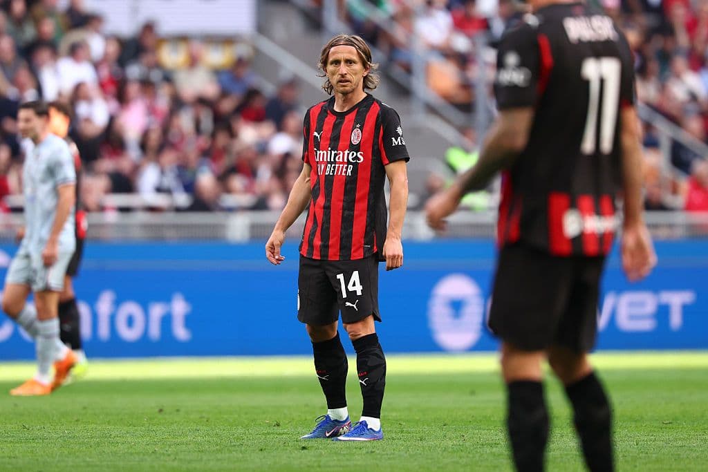 Модрич постави условия на Милан