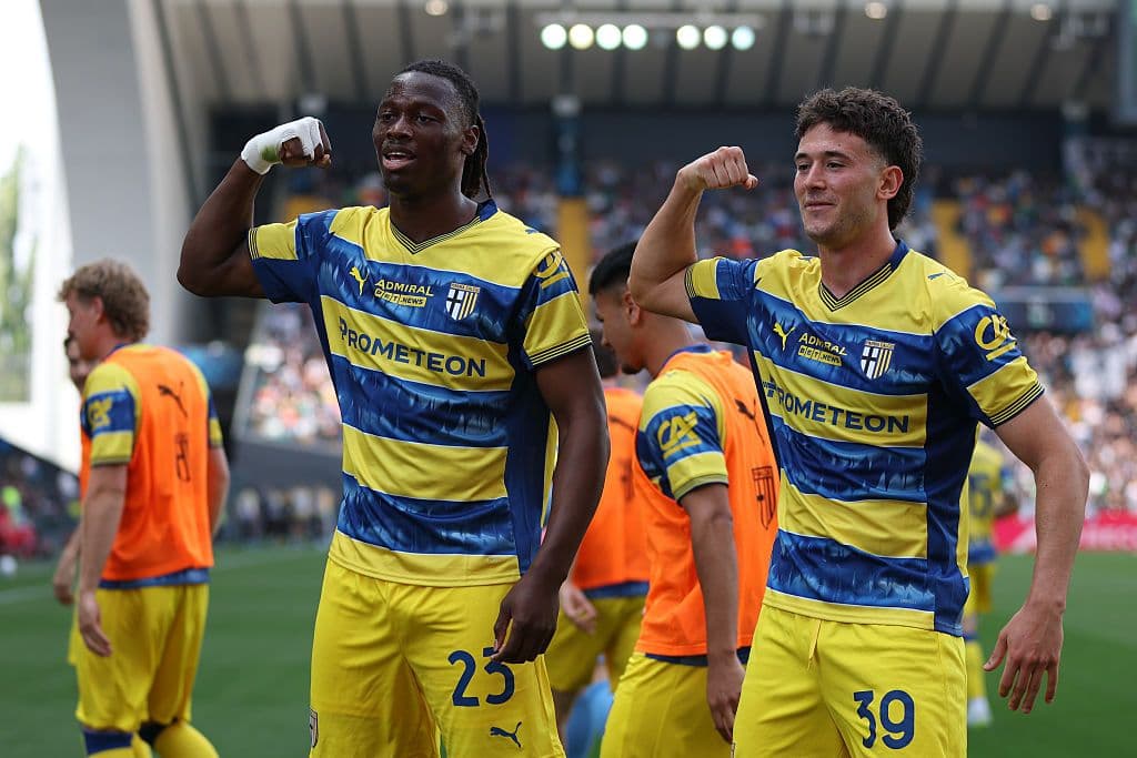 Парма удари Удинезе с резервата герой Елфеге