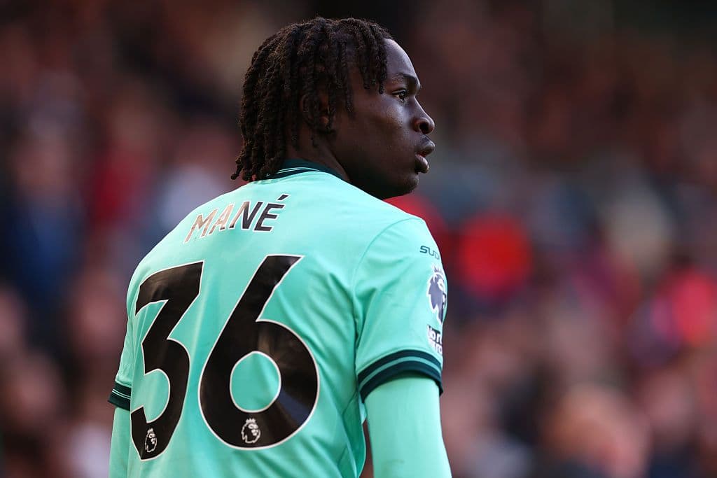 Ще изпаднат ли Уулвс от Висшата лига още днес?