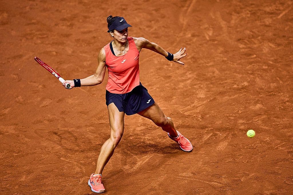 Виктория Томова отстъпва на Павлюченкова