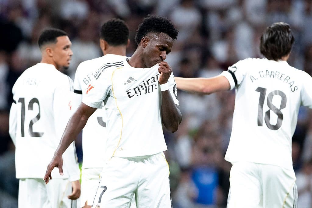 Реал Мадрид с важна победа над Алавес