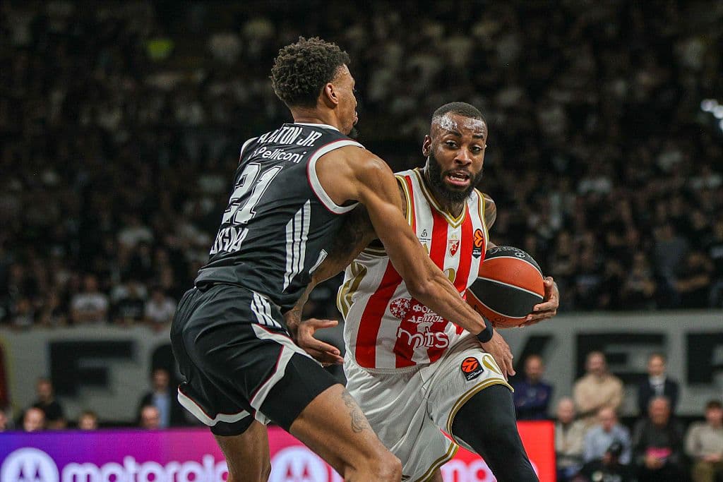 Български национал може да играе с Везенков в Гърция