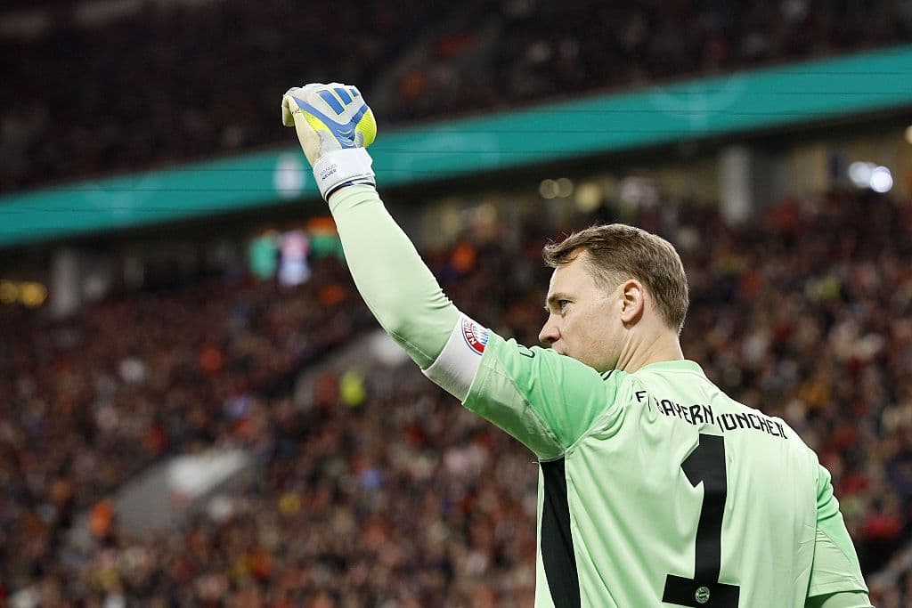 Мануел Нойер пред исторически рекорд