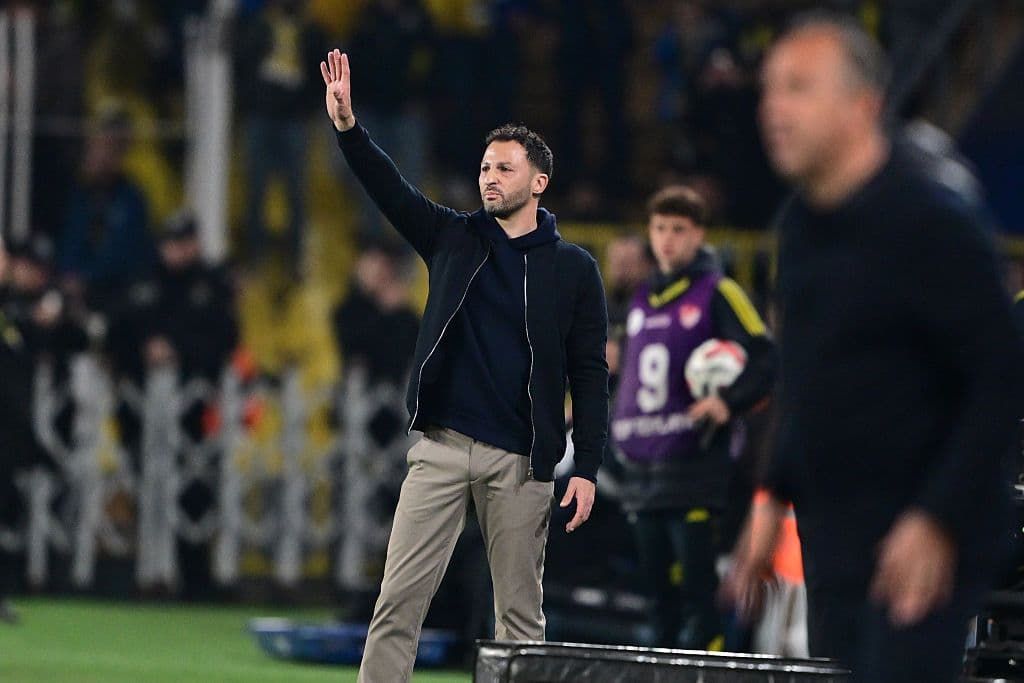 Фенербахче уволни Доменико Тедеско