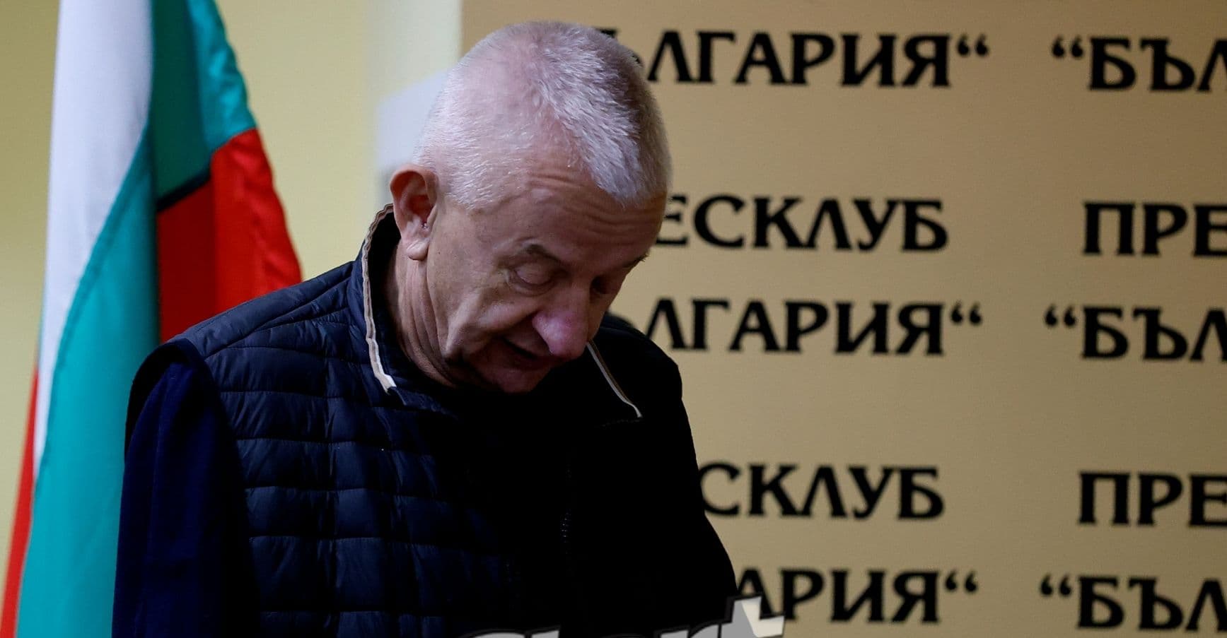 Крушарски: Трибуните на "Лаута" може да паднат