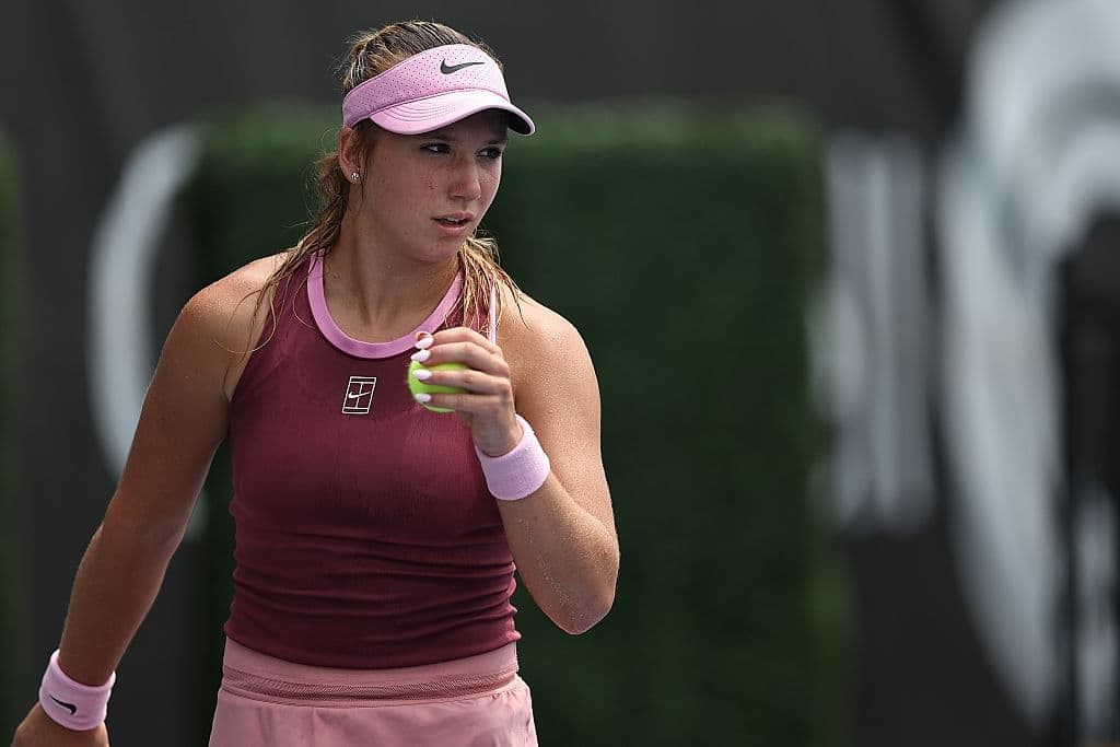 16-годишната Кристина Лютова се класира за финала на WTA 250 в Мемфис