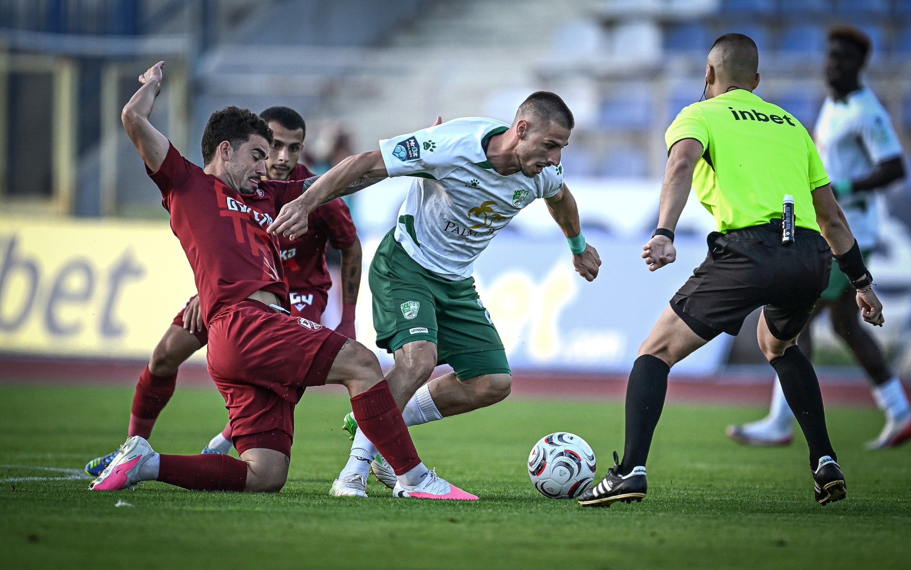 Фратрия повали Берое с 2:0 и се изкачи на второто място във Втора лига