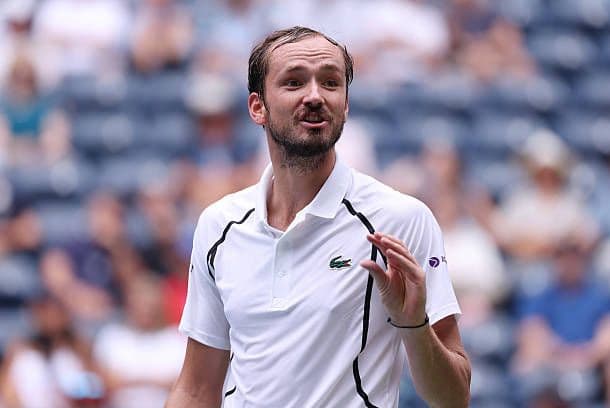 Данил Медведев с убедителна победа продължава напред в US Open