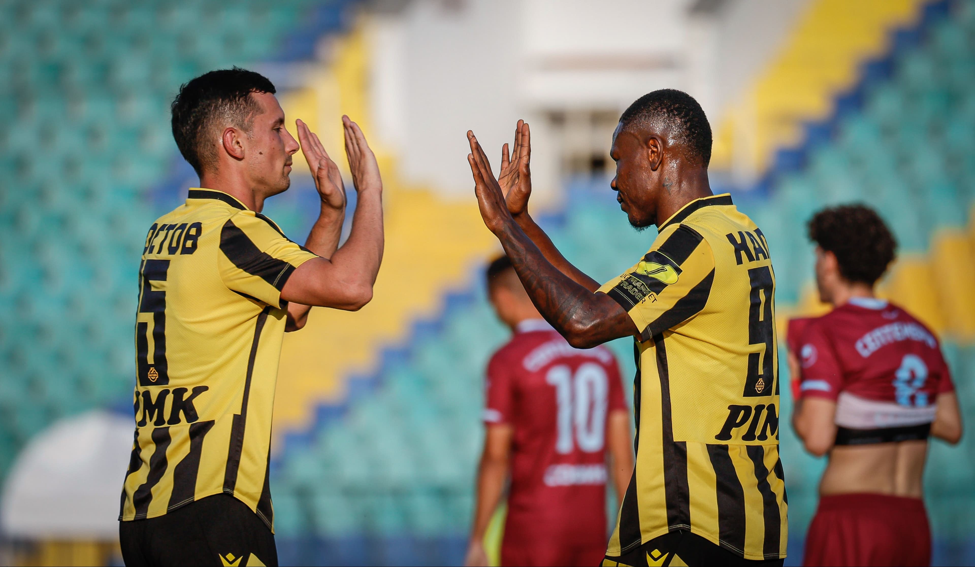 Ботев Пловдив победи категотично отбора на Септември