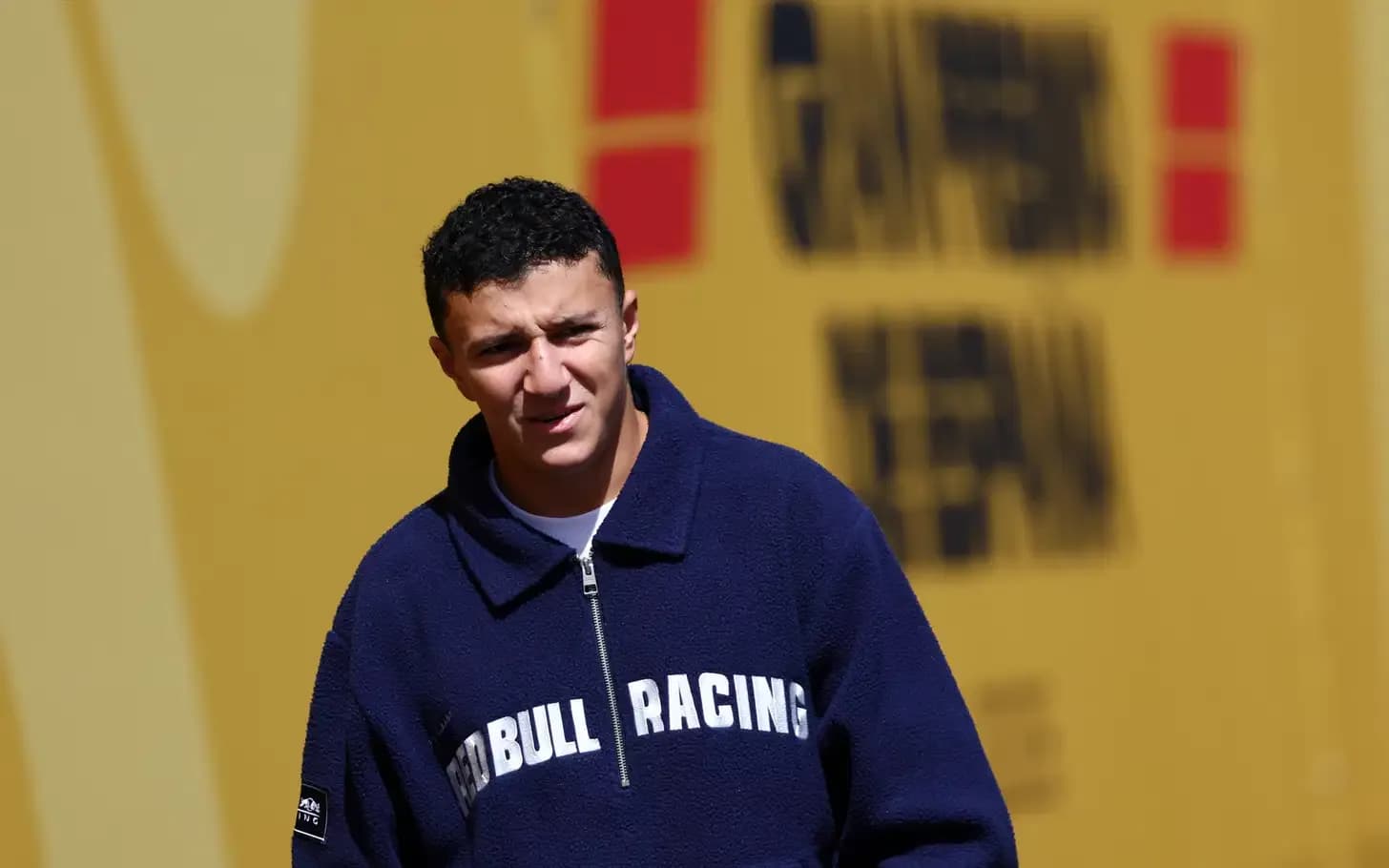 Исак Хаджар се завръща в Red Bull за Гран При на Азербайджан в Баку