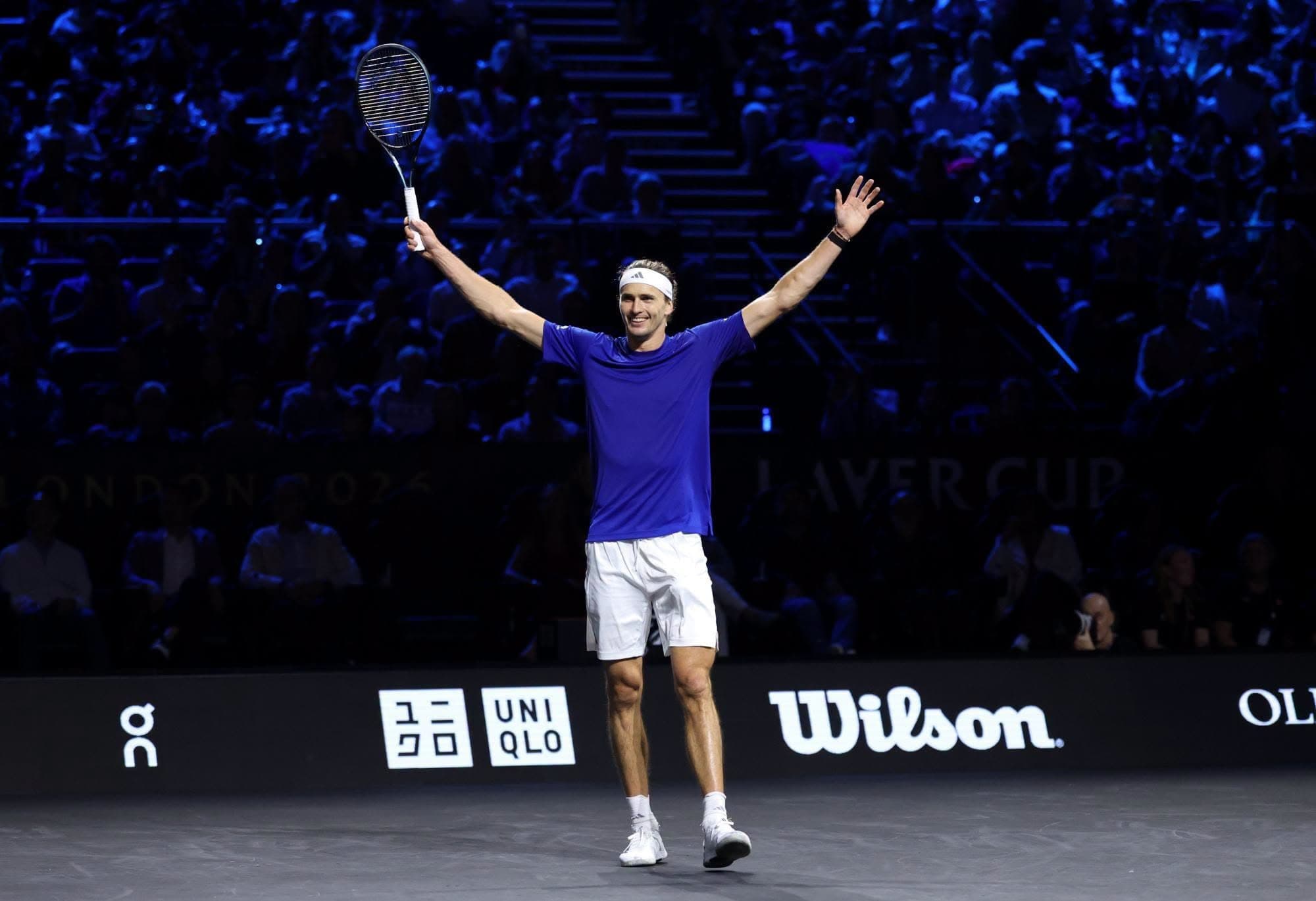 Зверев безапелационен на Laver Cup: Железен сервис и важен успех