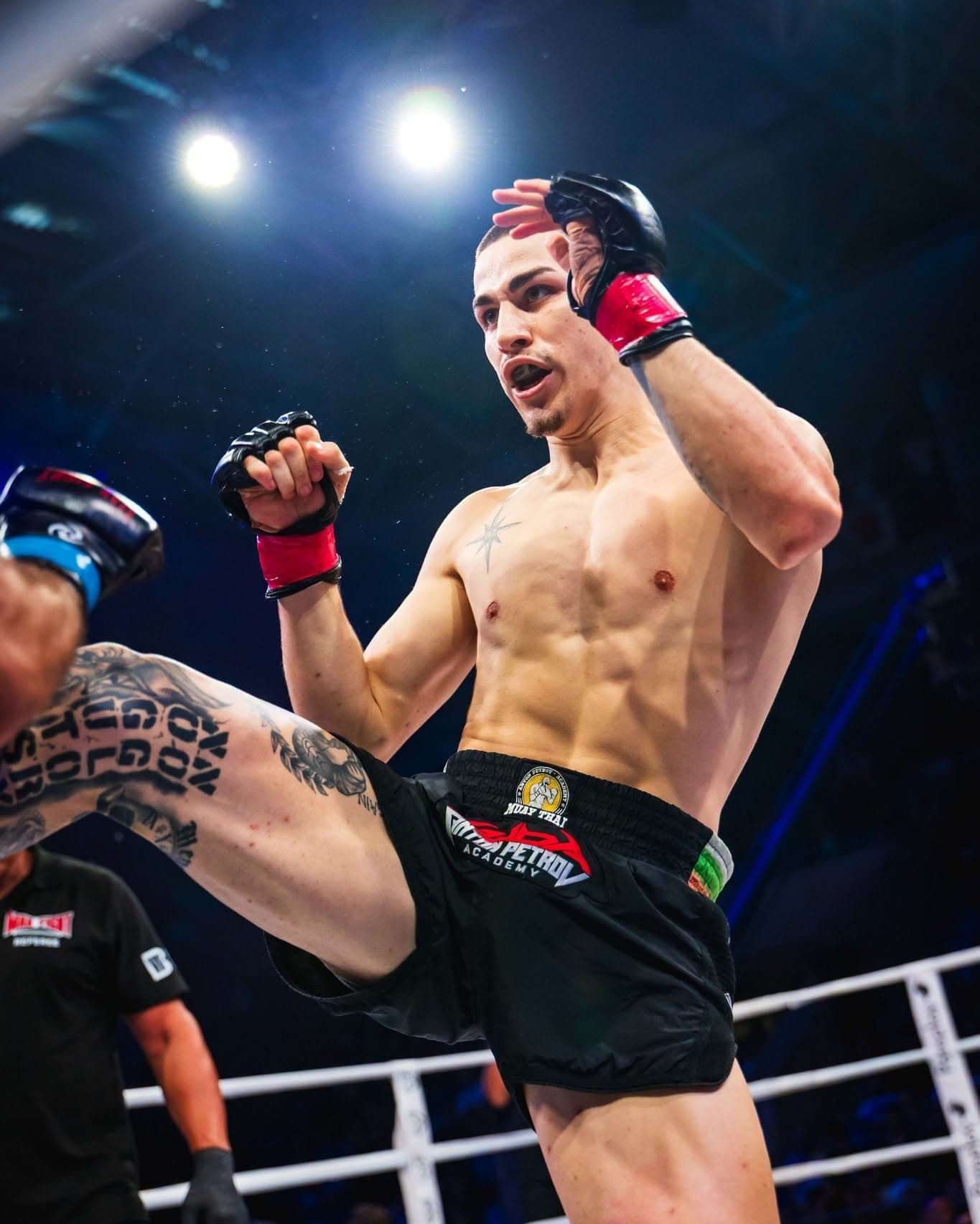 Васил Христов се изправя срещу британец на MAX FIGHT 67